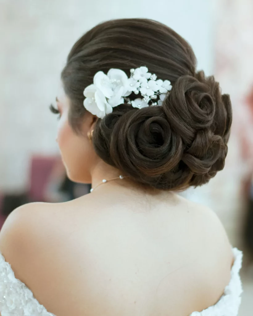 Photo d'un chignon pour forfait mariage